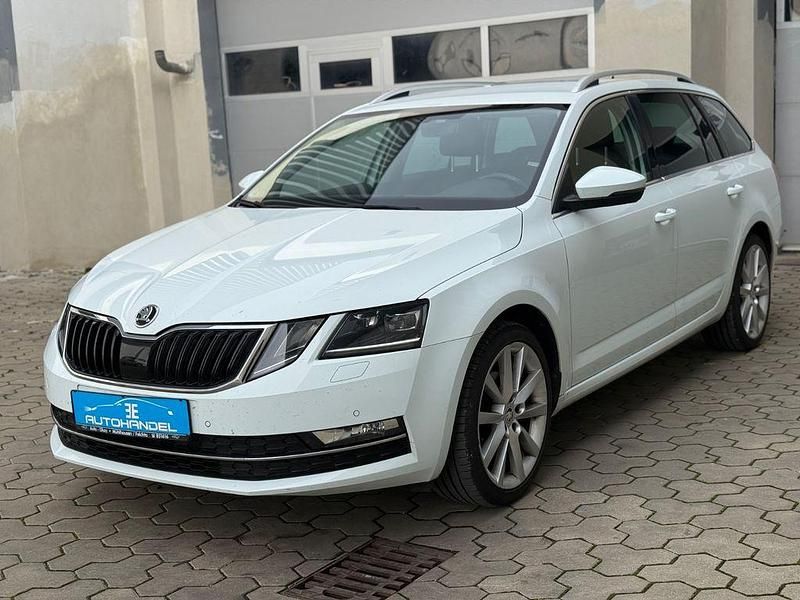 Weiß Gebraucht 2017 Skoda Octavia Style Kombi | 8.999 € (Fairer Preis) - Bild 1/4