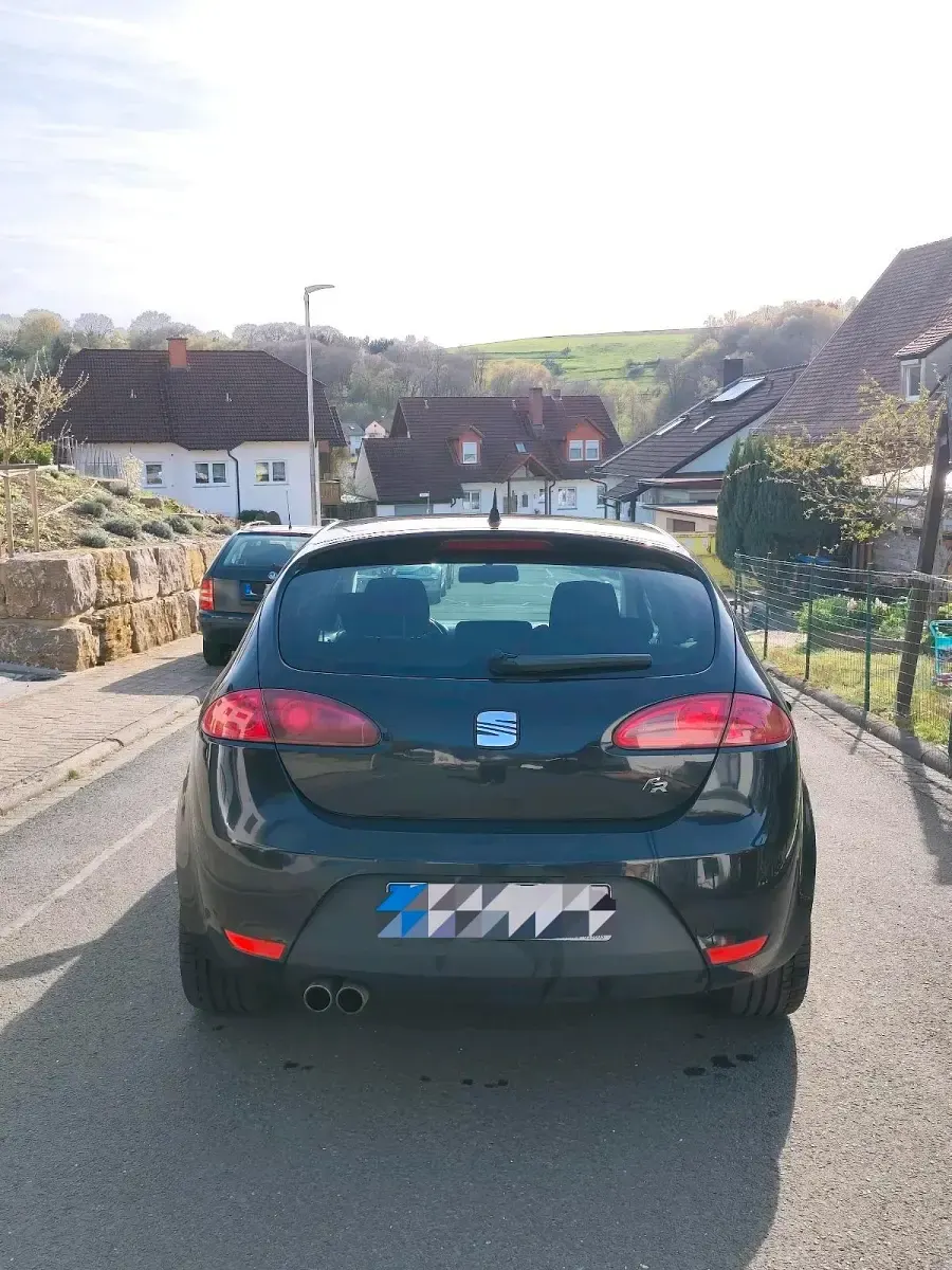 Używany Seat Leon FR 170 KM (125 kW) 2008 Hatchback