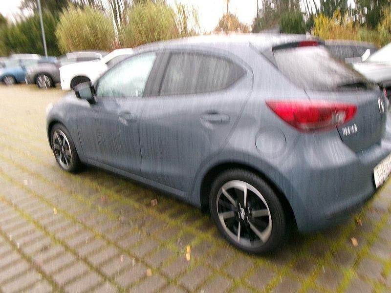 Gebraucht Mazda 2 Sky 116 PS (85 kW) 2023 Polymetal gray Kleinwagen