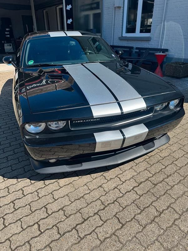 Second-hand Dodge Challenger 470 CP (345 kW) 2014 Negru Coupe