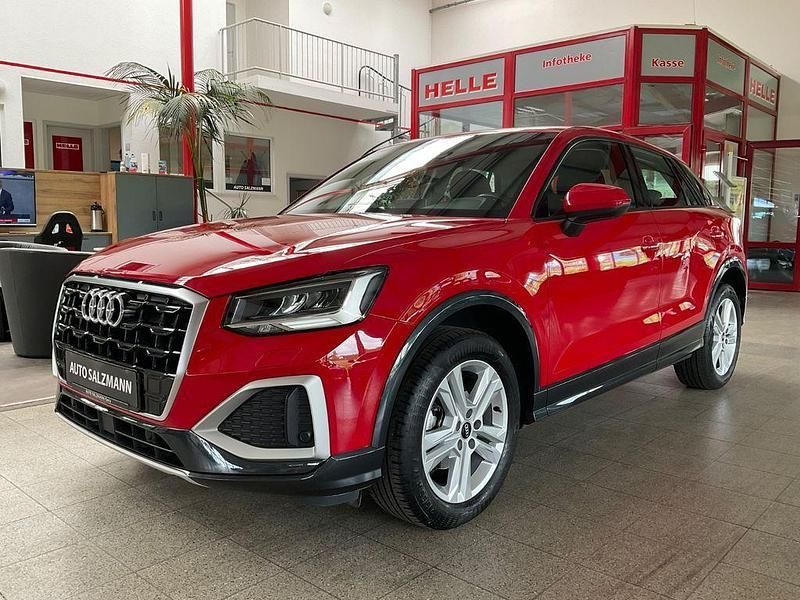 Tangorot Gebraucht 2021 Audi Q2 Advanced SUV | 21.990 € (Superpreis) - Bild 1/4