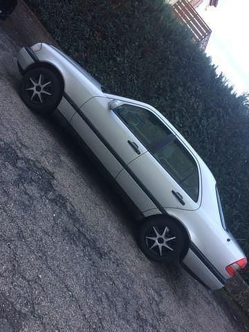 Second-hand Mercedes 280 262 CP (192 kW) 1996 Argintiu Berlinǎ