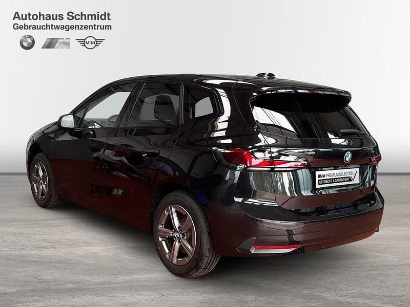 Gebraucht BMW 216 Active Tourer 122 PS (89 kW) 2024 Saphirschwarz Van / Kleinbus