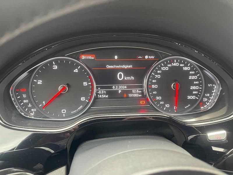 Second-hand Audi A8 255 CP (187 kW) 2013 Negru Berlinǎ