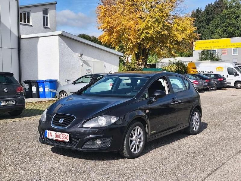 Schwarz Gebraucht 2011 Seat Leon Copa Kleinwagen | 2.900 € (Fairer Preis) - Bild 1/4