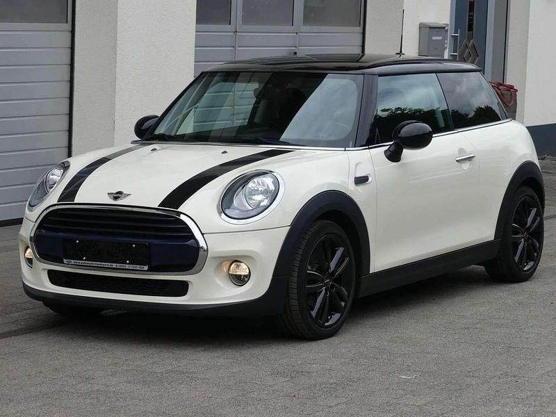 Weiß Gebraucht 2016 Mini Cooper Kleinwagen | 14.490 € (Fairer Preis) - Bild 1/4