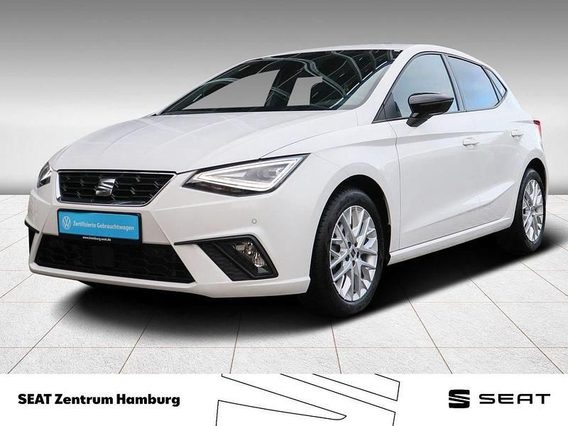 Weiß Gebraucht 2023 Seat Ibiza FR Limousine | 21.920 € (Fairer Preis) - Bild 1/4