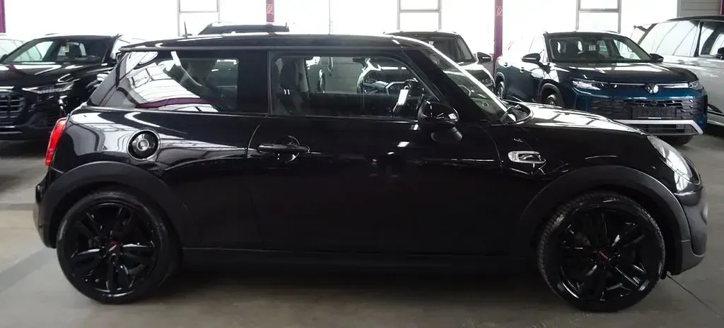 Używany Mini John Cooper Works 192 KM (141 kW) 2014 Czarny Hatchback