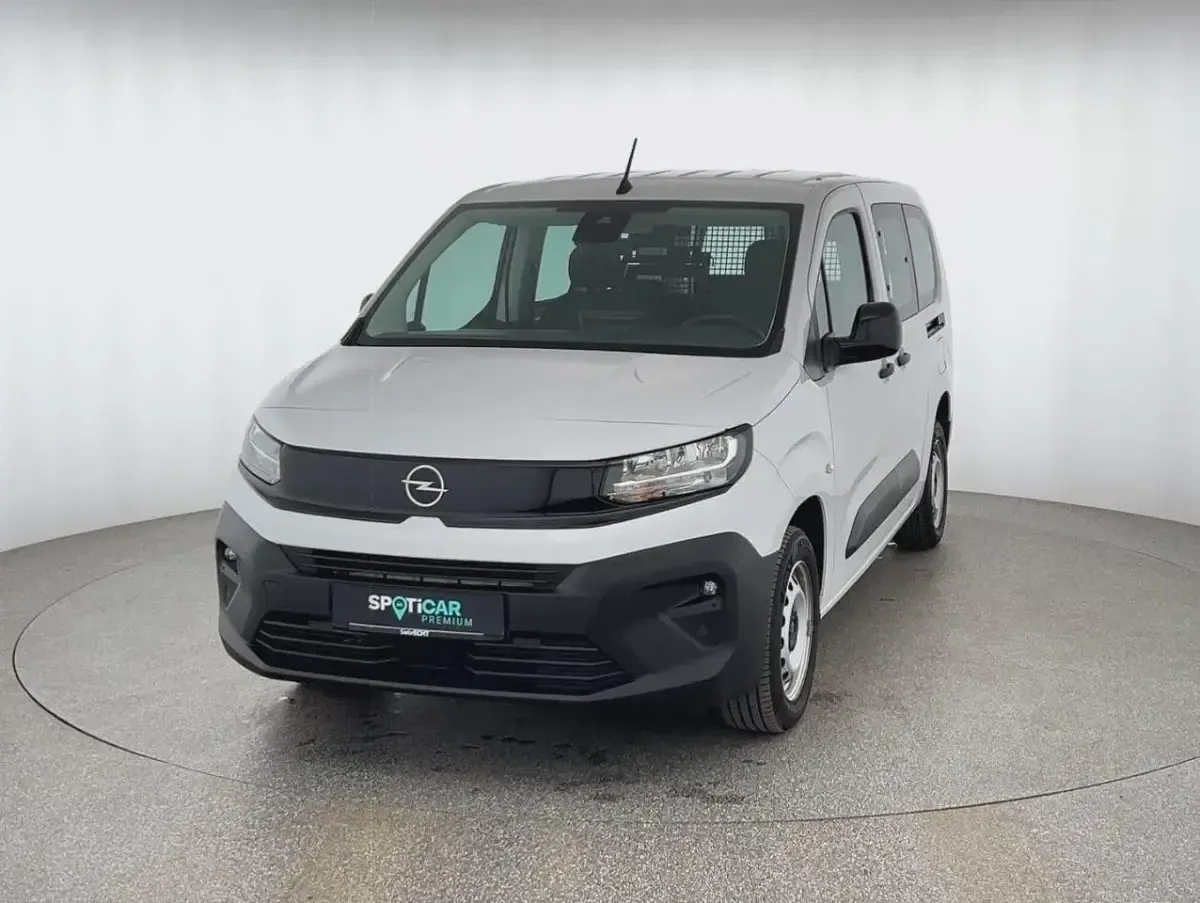 Usata Opel Combo 131 CV (96 kW) 2024 Bianco Monovolume