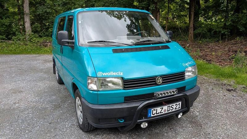 Grün Gebraucht 1996 VW T4 Van | 9.950 € - Bild 1/4