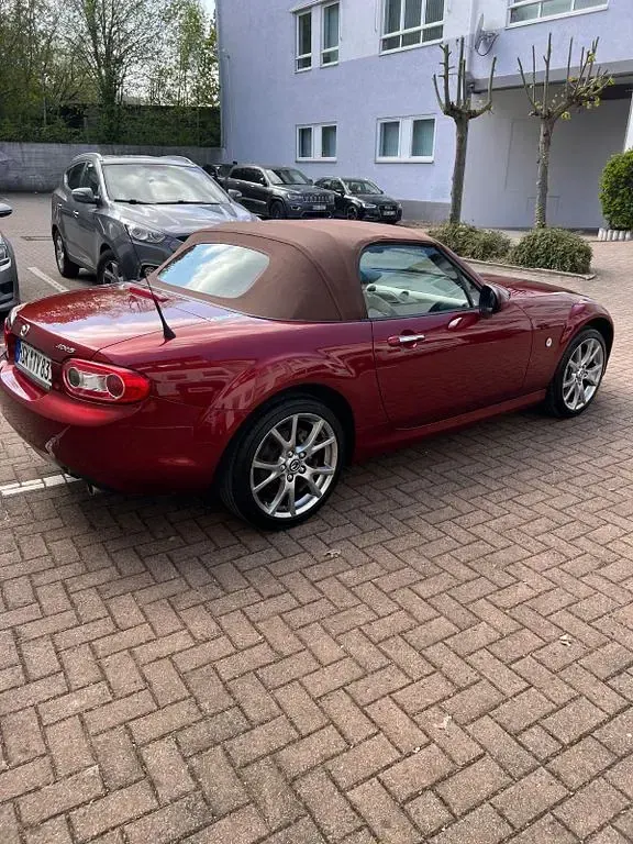 Używany Mazda MX5 126 KM (92 kW) 2013 Czerwony Kabriolet