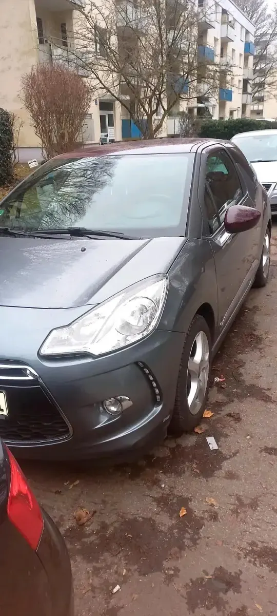Gebraucht Citroën DS3 120 PS (88 kW) 2011 Grau Kleinwagen