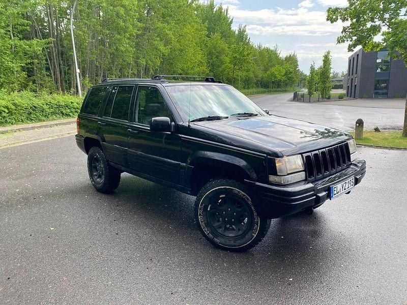 Schwarz Gebraucht 1996 Jeep Grand Cherokee Limited SUV | 2.000 € - Bild 1/4