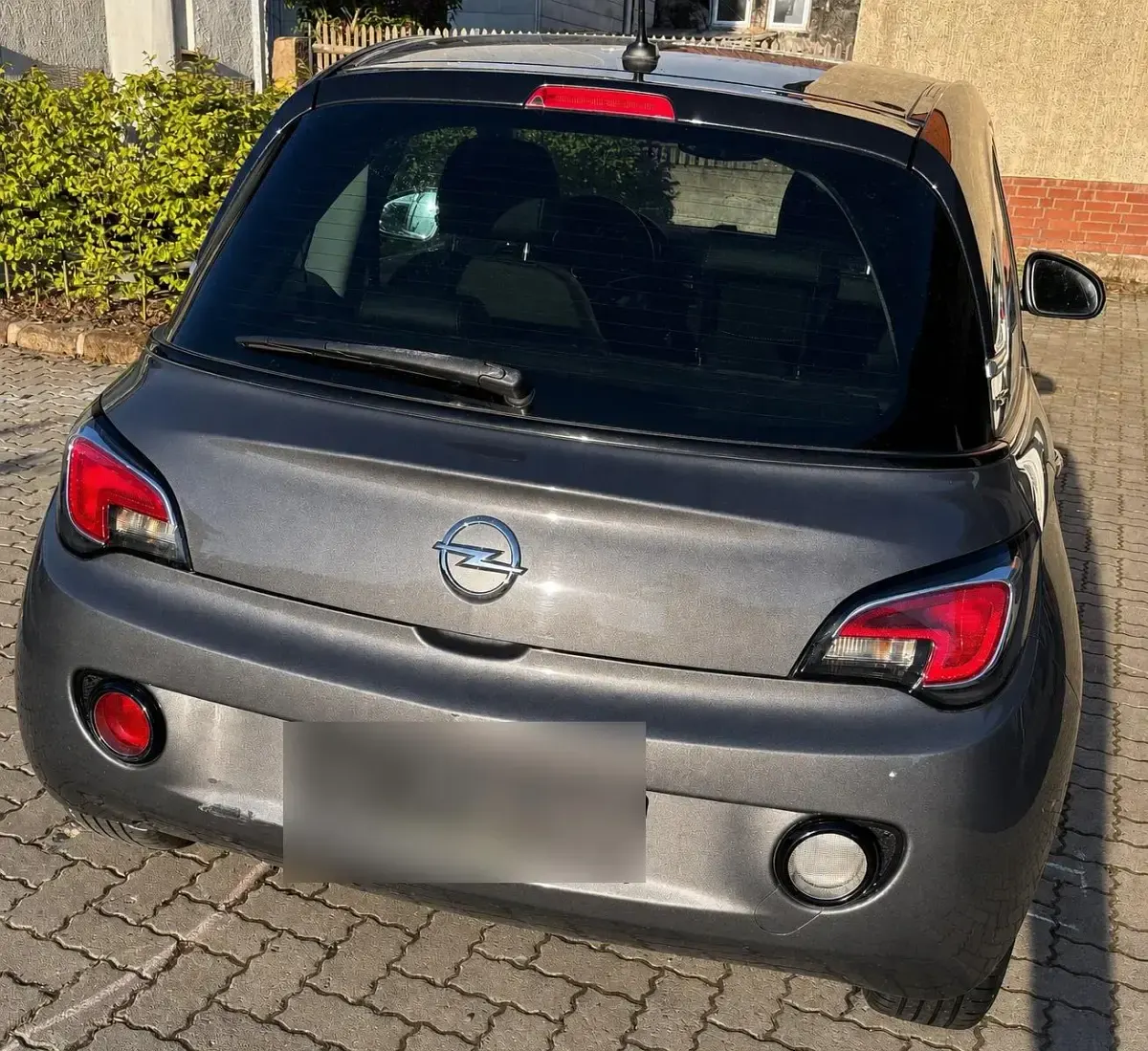 Używany Opel Adam 87 KM (63 kW) 2016 Szary Hatchback