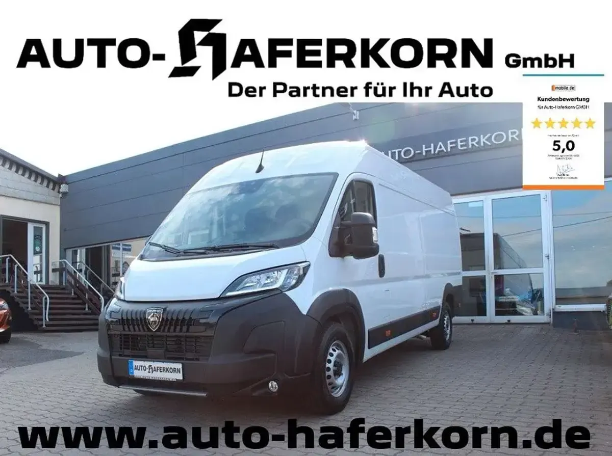 Gebraucht Peugeot Boxer 179 PS (131 kW) 2025 Weiß Van