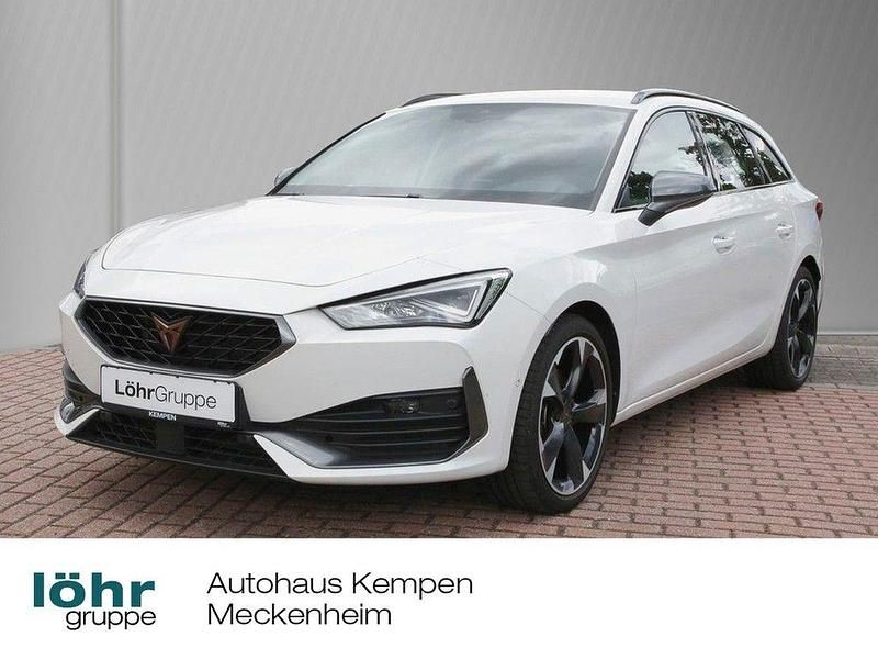 Weiß Gebraucht 2023 Cupra Leon Limousine | 24.850 € (Superpreis) - Bild 1/4