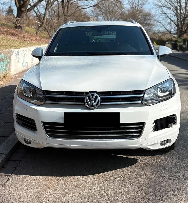 Gebraucht VW Touareg 245 PS (180 kW) 2012 Weiß SUV