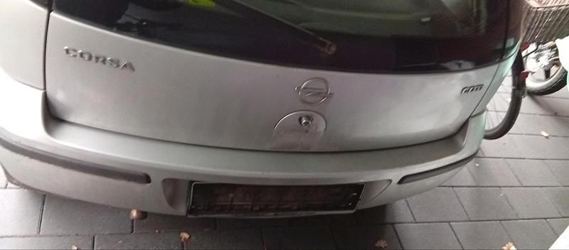 Gebraucht Opel Corsa 75 PS (55 kW) 2004 Silber Kleinwagen