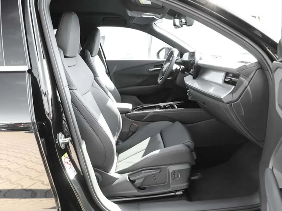 Gebraucht Audi Q3 S-Line 272 PS (200 kW) 2025 Mythosschwarz metallic SUV