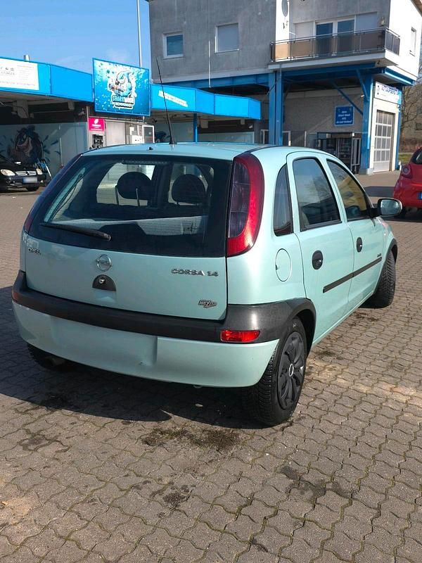 Gebraucht Opel Corsa Comfort 99 PS (72 kW) 2001 Grün Kleinwagen
