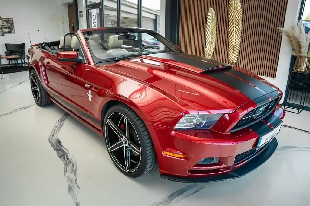 Gebraucht Ford Mustang 305 PS (224 kW) 2014 Rot Cabrio