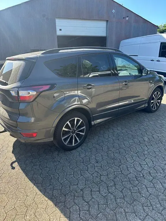 Gebraucht Ford Kuga ST-Line 120 PS (88 kW) 2019 SUV
