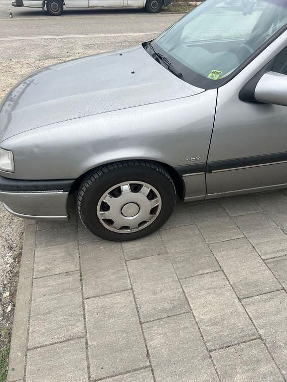 Gebraucht Opel Vectra 122 PS (89 kW) 1997 Silber Limousine