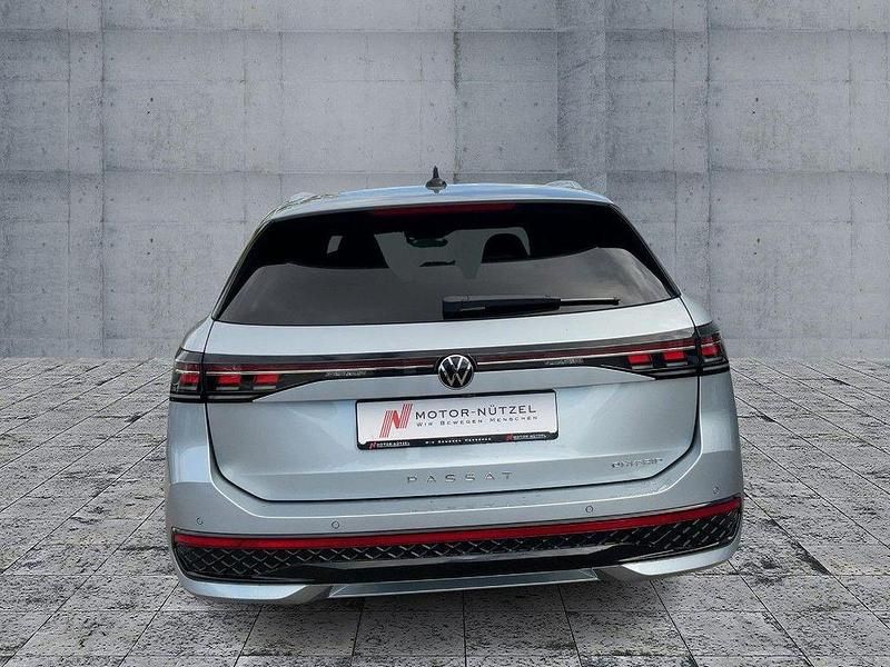 Neu VW Passat R-line 272 PS (200 kW) 2025 Silber Limousine