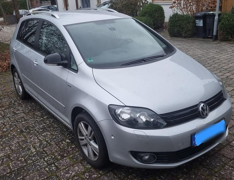 Silber Gebraucht 2012 VW Golf Plus Cross Trendline Van / Kleinbus | 10.999 € (Etwas zu teuer) - Bild 1/4