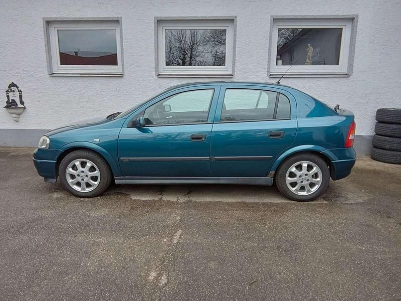 Gebraucht Opel Astra Selection 84 PS (61 kW) 2001 Blau Limousine