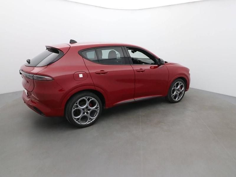 Second-hand Alfa Romeo Tonale 162 CP (119 kW) 2024 Roșu SUV