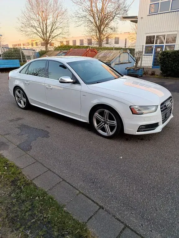 Gebraucht Audi S4 Sport 333 PS (244 kW) 2012 Weiß Limousine