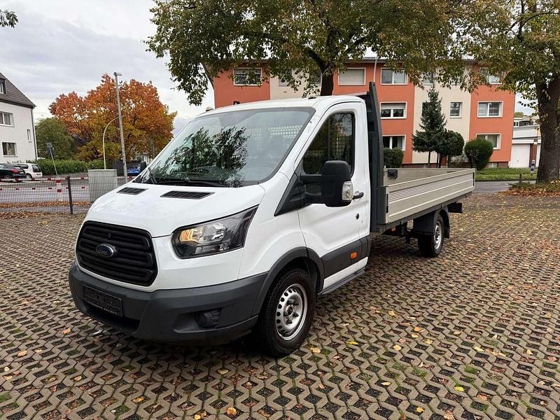 Gebraucht Ford Transit 105 PS (77 kW) 2019 Weiß Van / Kleinbus