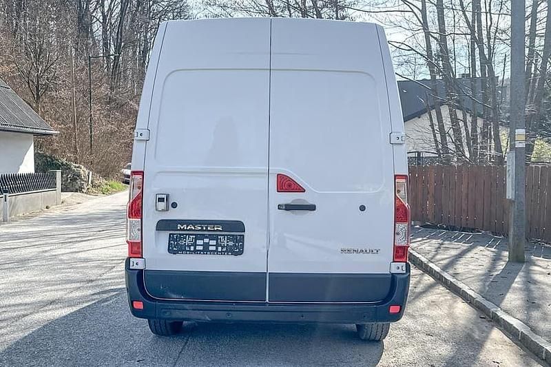 Gebraucht Renault Master 136 PS (100 kW) 2021 Weiß Van / Kleinbus