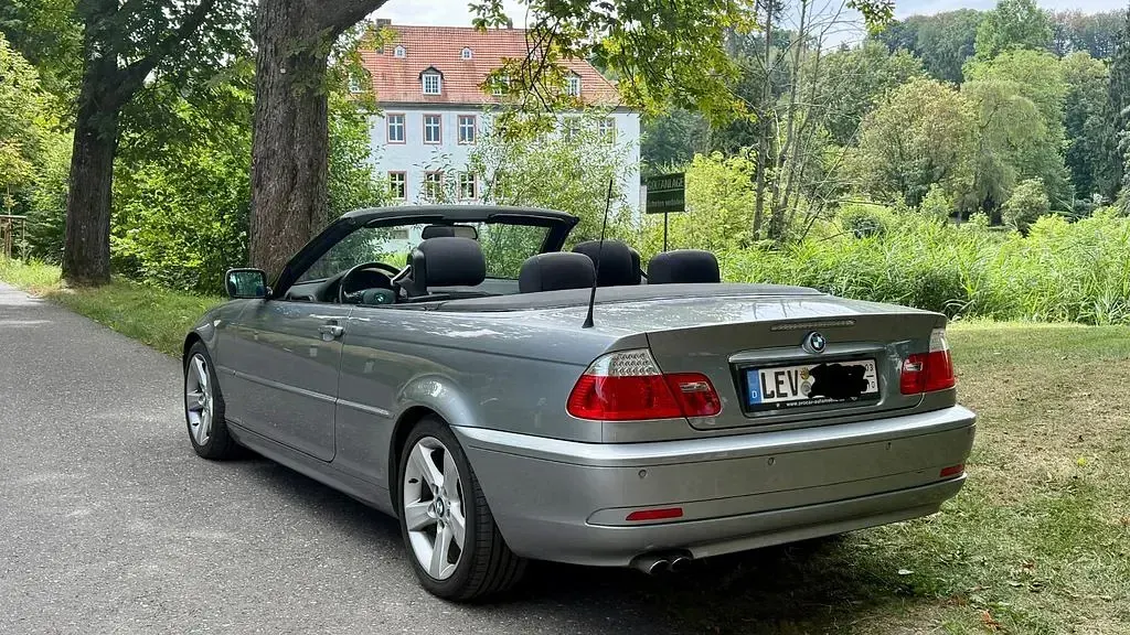 Gebraucht BMW 320 Cabriolet Comfort Edition 170 PS (125 kW) 2004 Grau Cabrio
