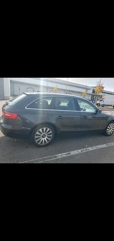 Gebraucht Audi A4 204 PS (150 kW) 2012 Grau Kombi