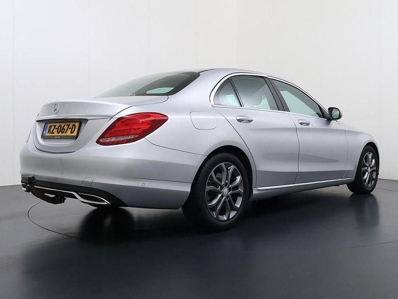 Gebraucht Mercedes C180 Ambition 156 PS (114 kW) 2016 Grau Limousine