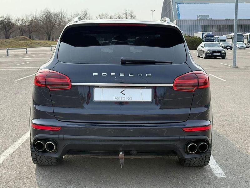 Gebraucht Porsche Cayenne S E-Hybrid 416 PS (305 kW) 2015 Blau SUV