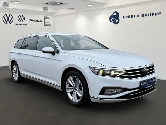 Occasion VW Passat Elegance 150 ch (110 kW) 2024 Blanc Break
