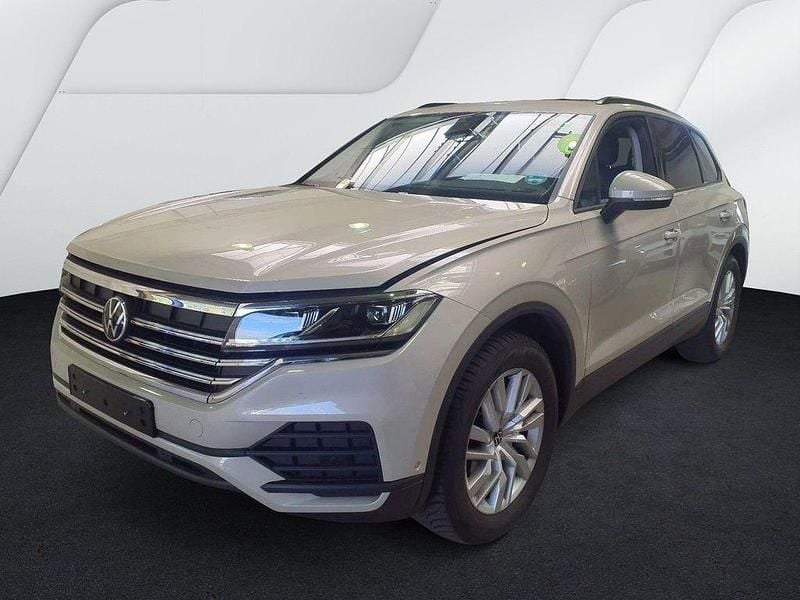 Sechura beige metallic Gebraucht 2025 VW Touareg SUV | 51.950 € (Superpreis) - Bild 1/4