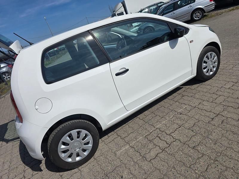 Używany Skoda Citigo 60 KM (44 kW) 2017 Biały Hatchback