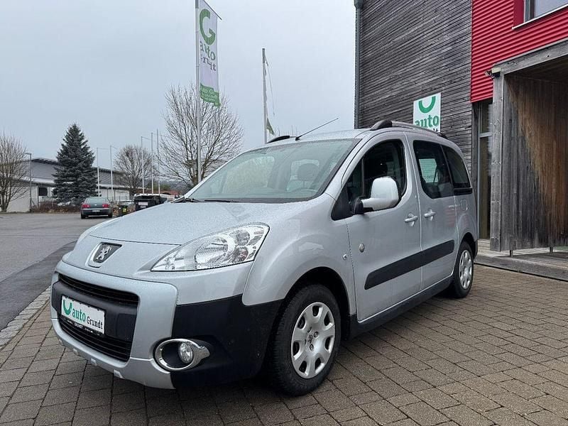Gebraucht Peugeot Partner Tepee Outdoor 120 PS (88 kW) 2010 Grau Van / Kleinbus