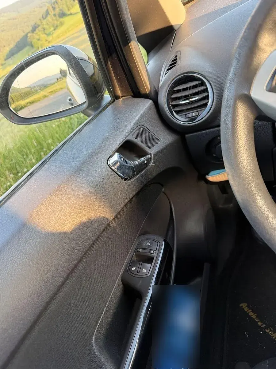 Gebraucht Opel Corsa 90 PS (66 kW) 2009 Schwarz Kleinwagen