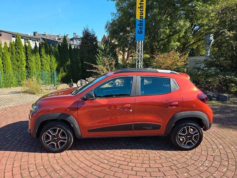 Gebraucht Dacia Spring Essentiel 33 kW (45 PS) 2023 Roteskaninchenrot Kleinwagen