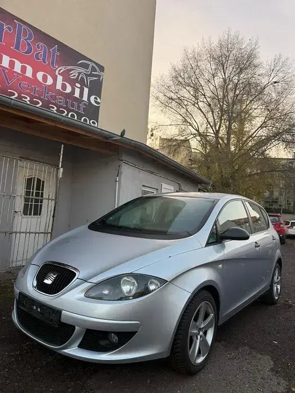 Gebraucht Seat Altea 102 PS (75 kW) 2006 Silber Van / Kleinbus