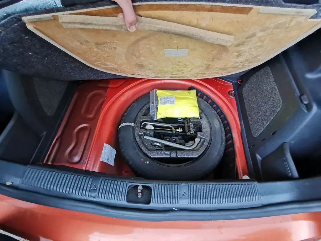 Gebraucht Skoda Fabia 60 PS (44 kW) 2008 Orange Limousine
