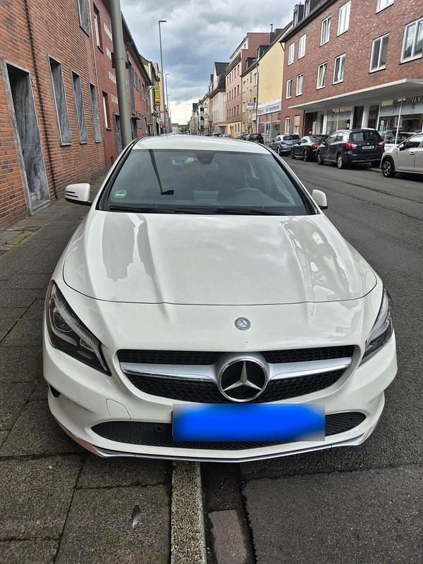 Gebraucht Mercedes CLA180 122 PS (89 kW) 2017 Limousine