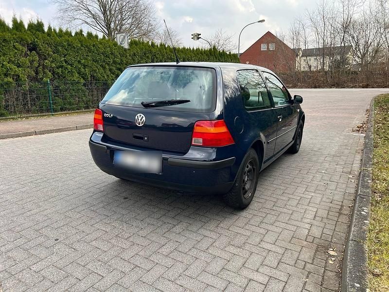 Gebraucht VW Golf 2002 Blau Coupé