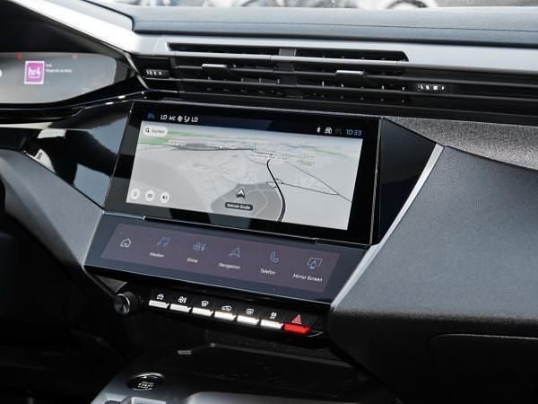 Neu Peugeot 408 145 PS (106 kW) 2025 Schwarz (schwarz) SUV