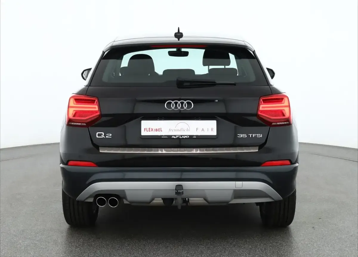 Gebraucht Audi Q2 Comfort 150 PS (110 kW) 2020 Schwarz SUV